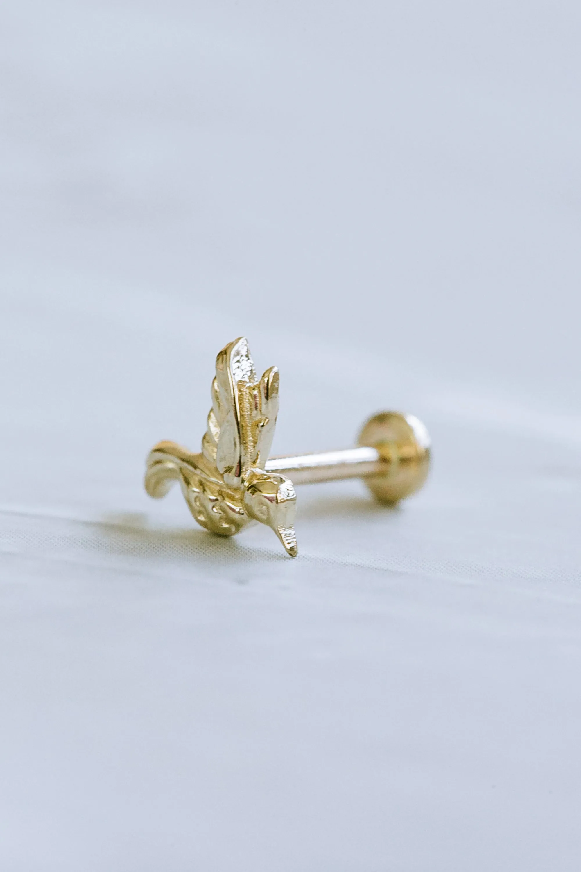 14K Solid Gold Cartilage Minimalist Cute Lucky Humming Bird Internally Internal Threaded Earring Labret