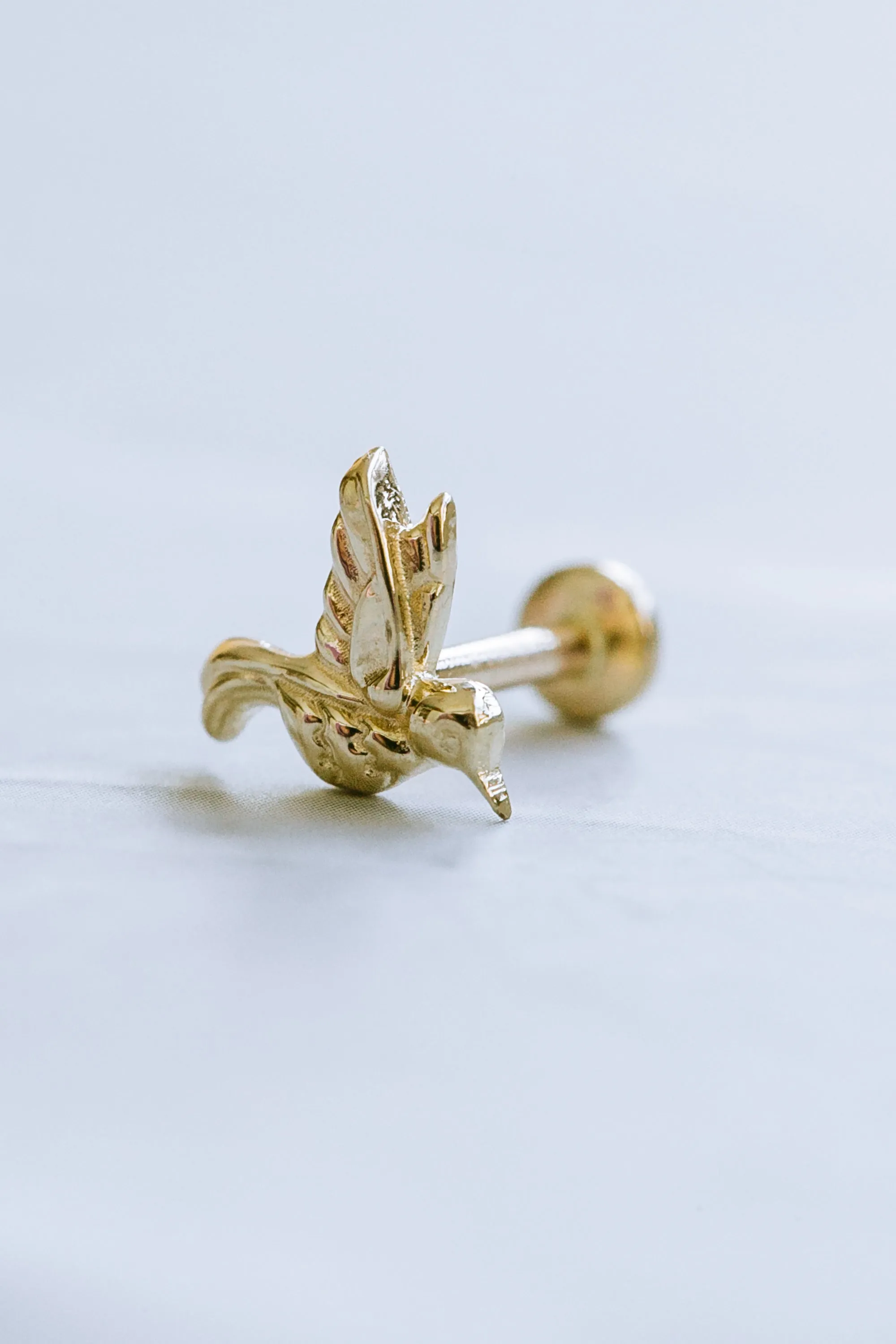 14K Solid Gold Cartilage Minimalist Cute Lucky Humming Bird Internally Internal Threaded Earring Labret