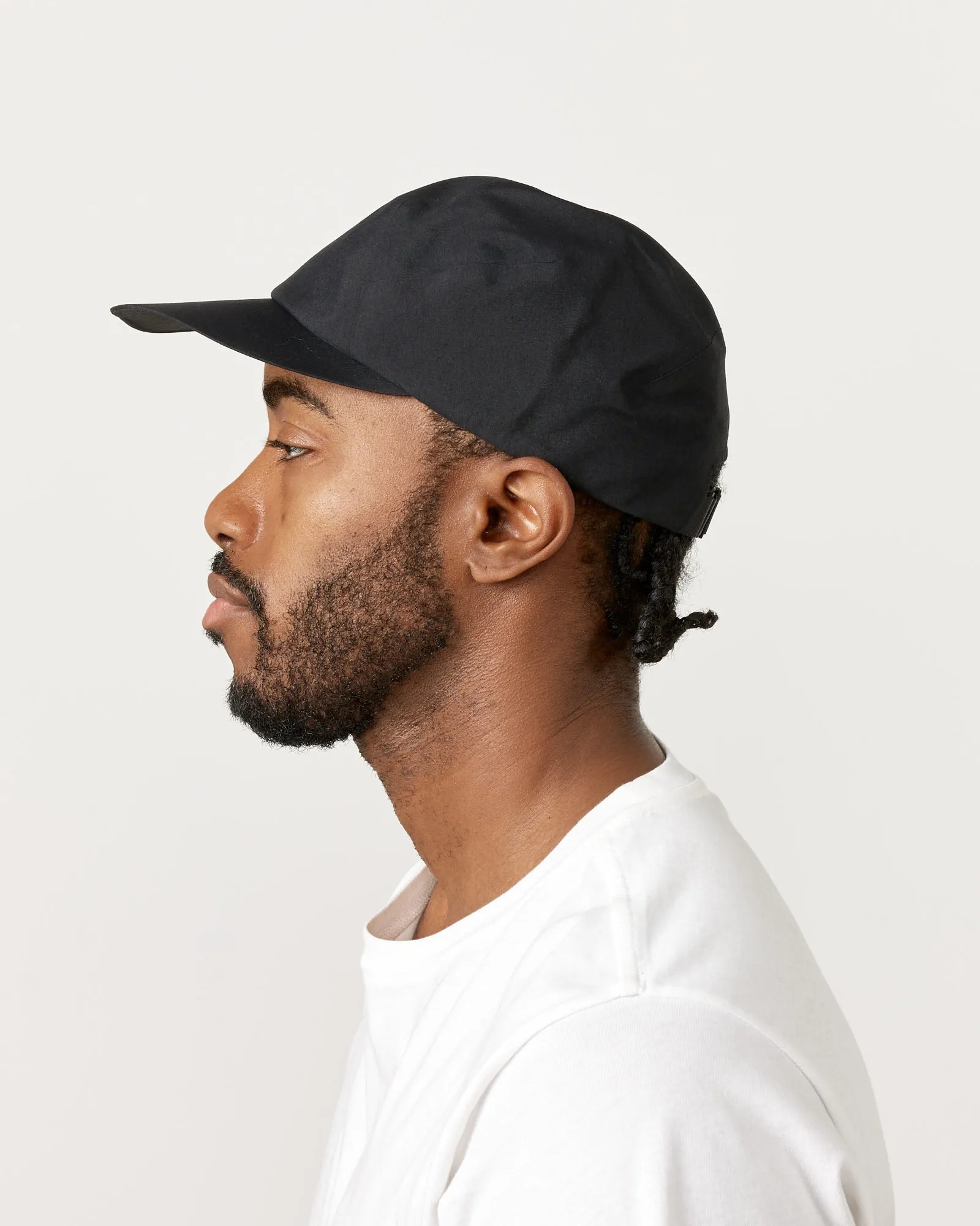 685 Stealth Cap in Black