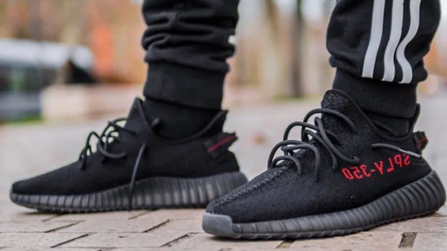 Adidas Yeezy Boost 350 V2 Black Red (2017/2020)