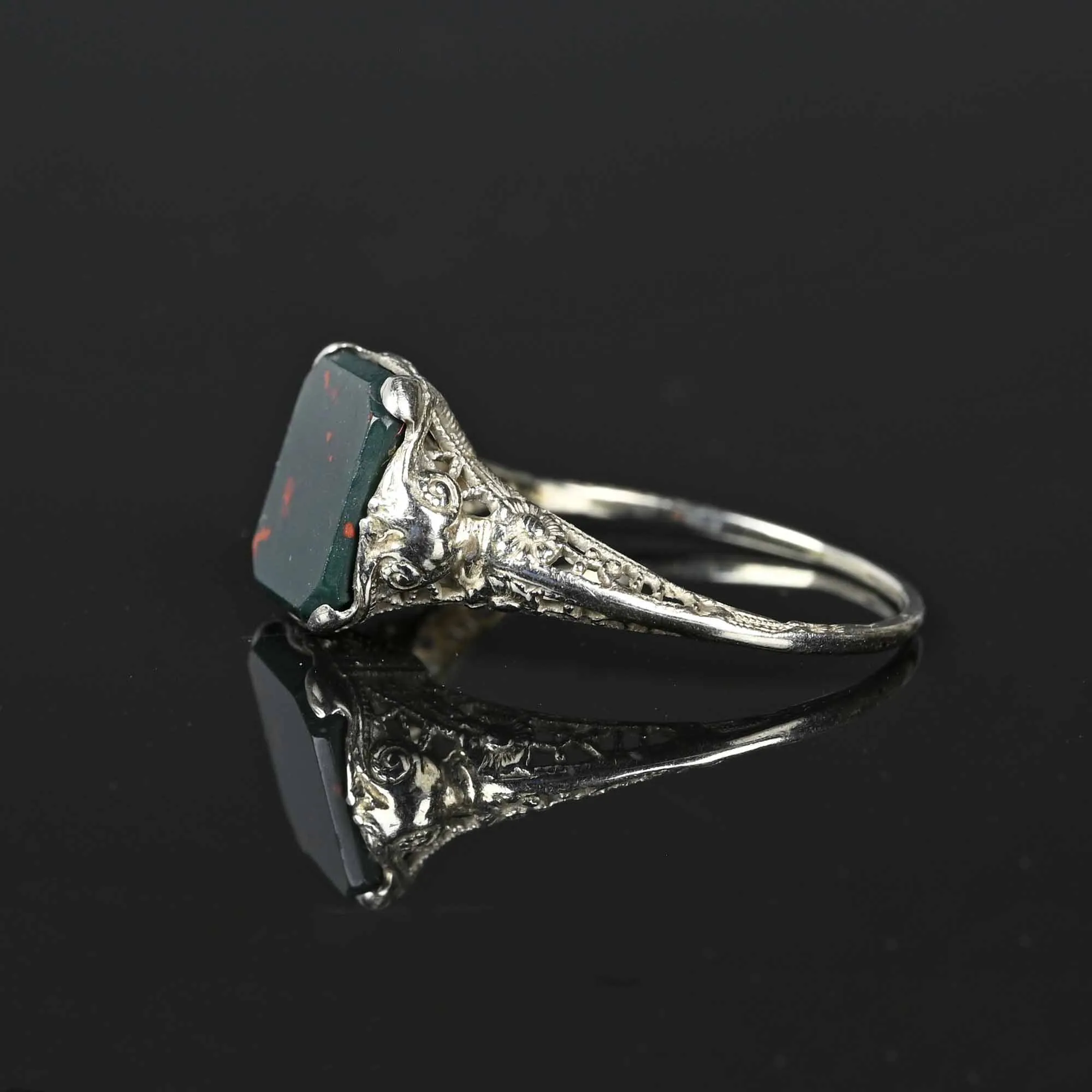 Art Deco 14K White Gold Filigree Bloodstone Ring