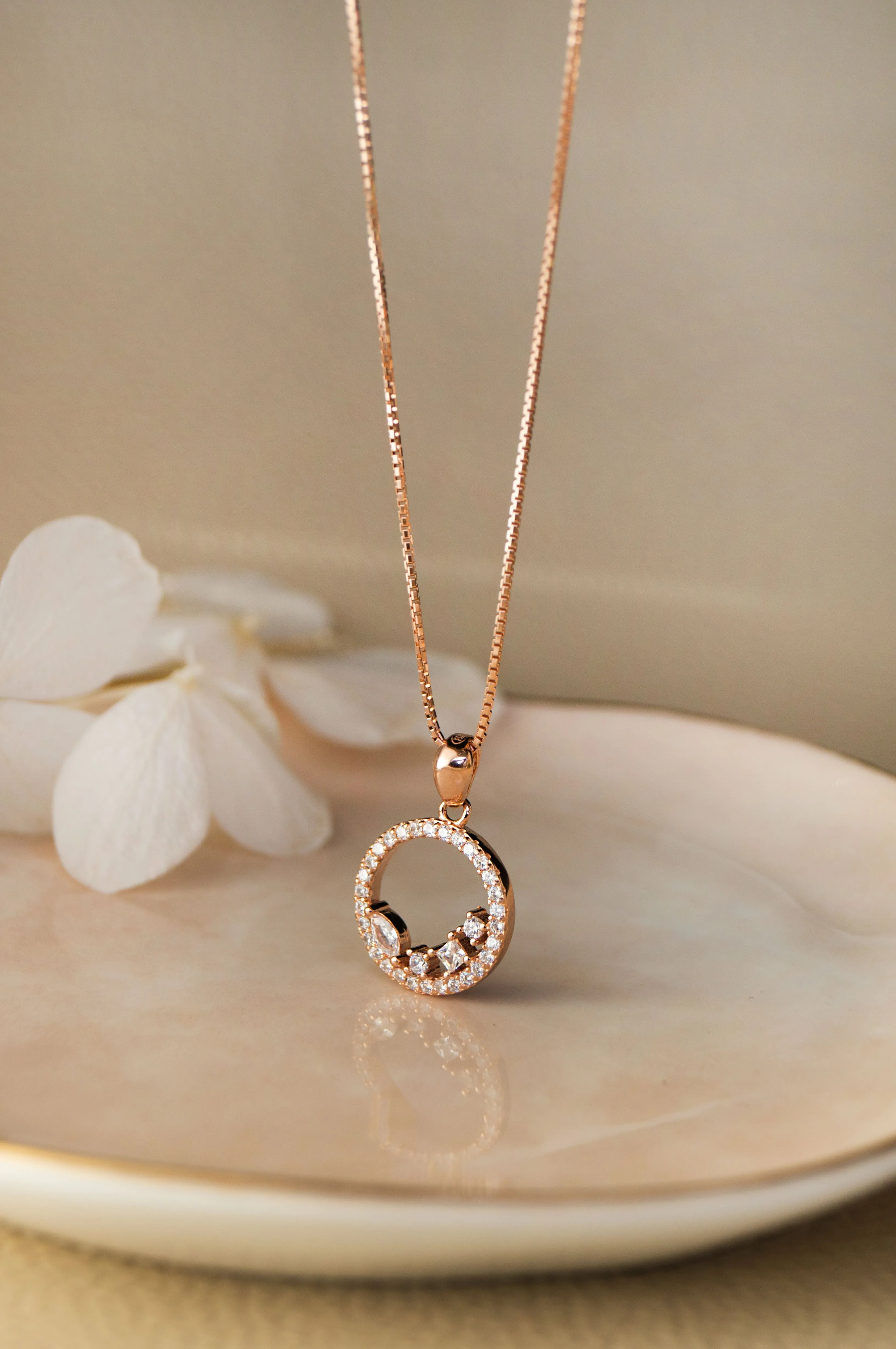 Blossom Circle Sterling Silver Pendant Set