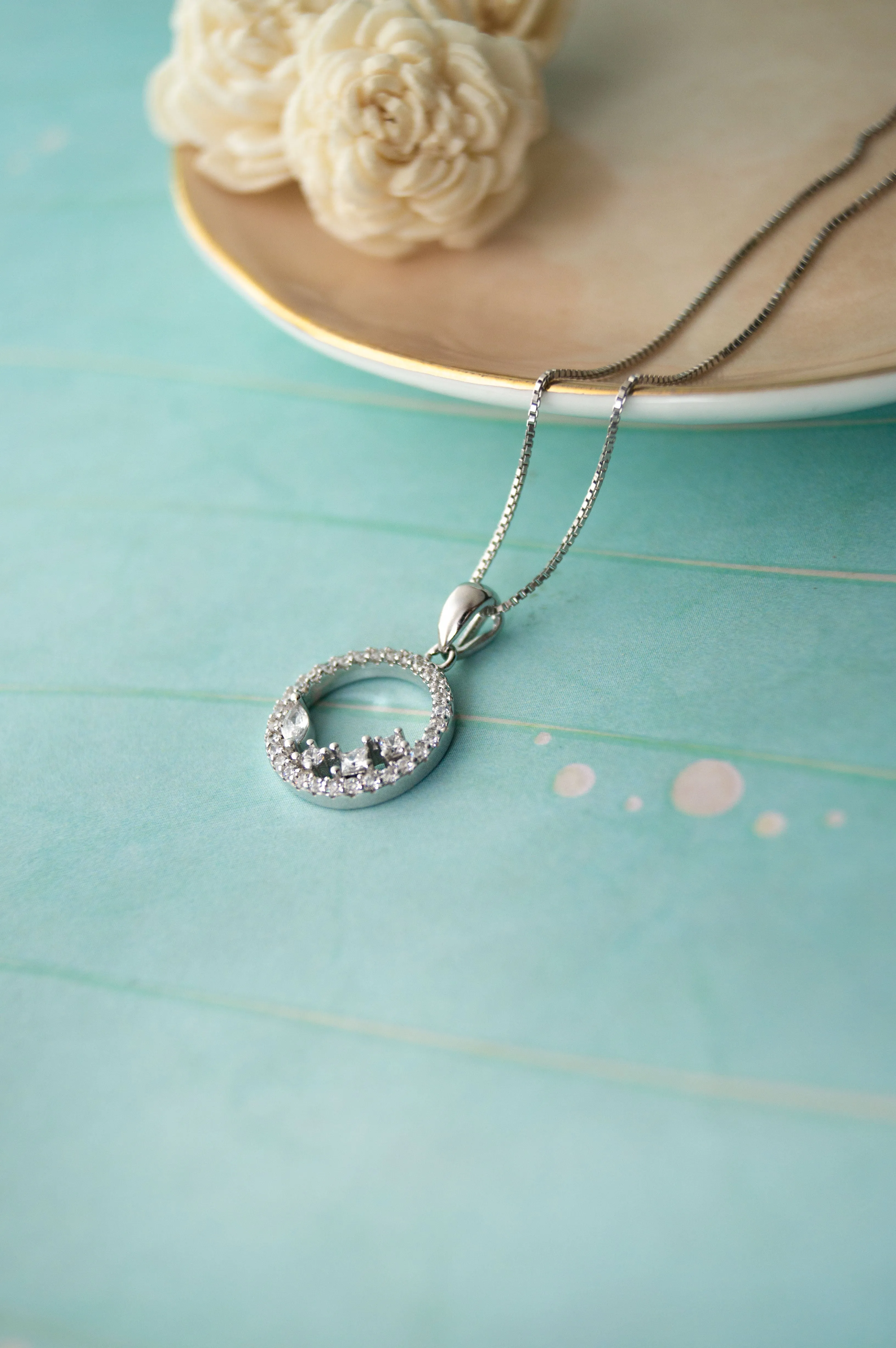 Blossom Circle Sterling Silver Pendant Set