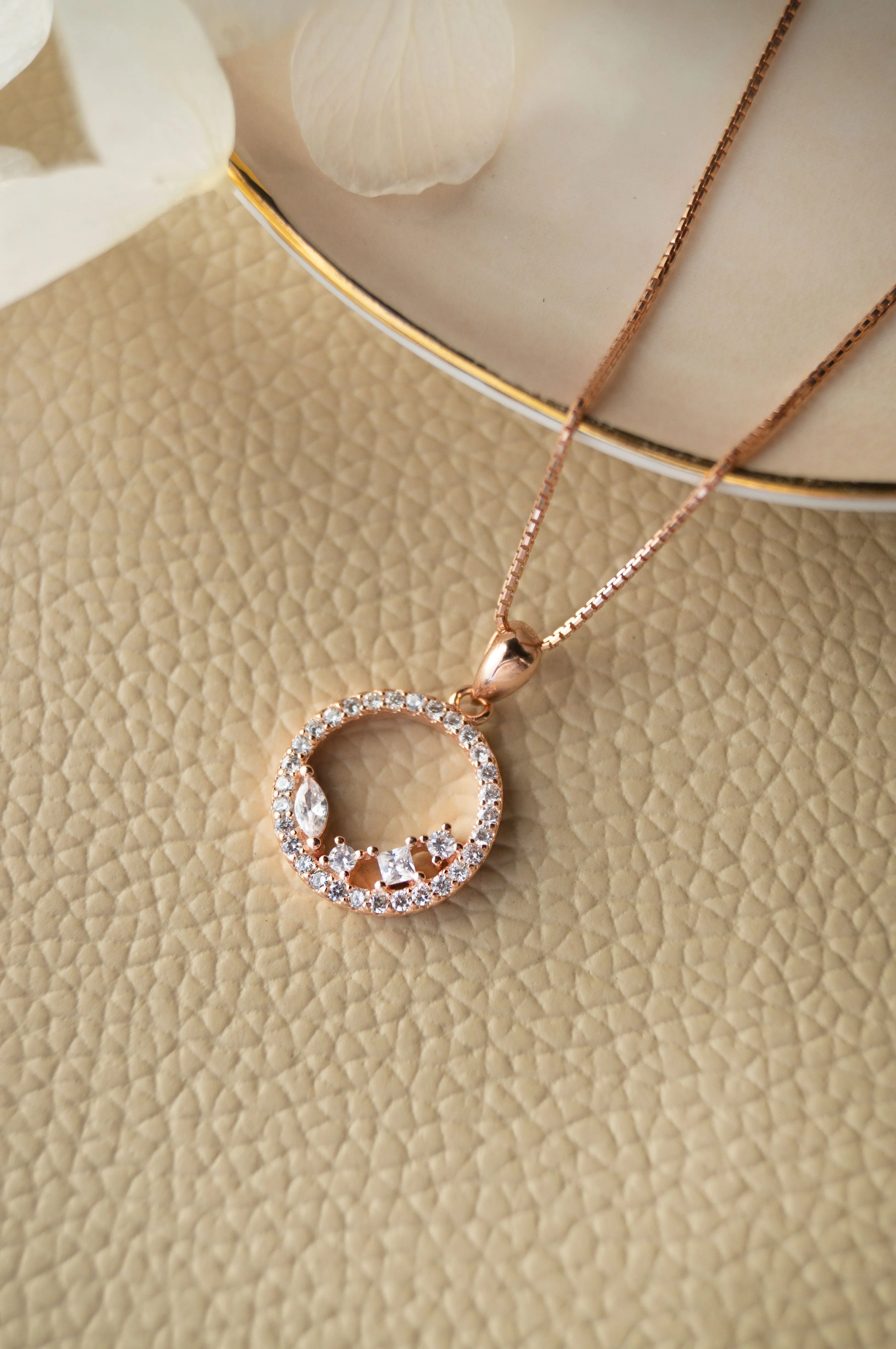 Blossom Circle Sterling Silver Pendant Set