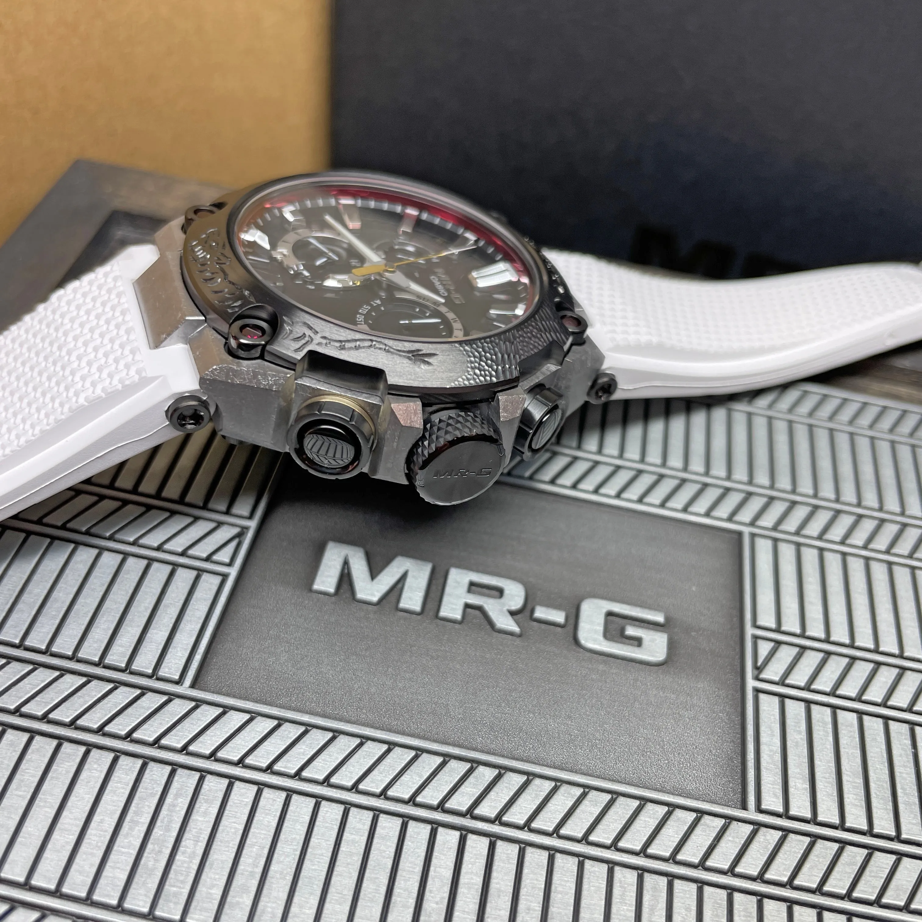 Casio G-Shock MRG Shougeki-Maru Titanium Watch MRGB2000SG-1A 2023 White Grey