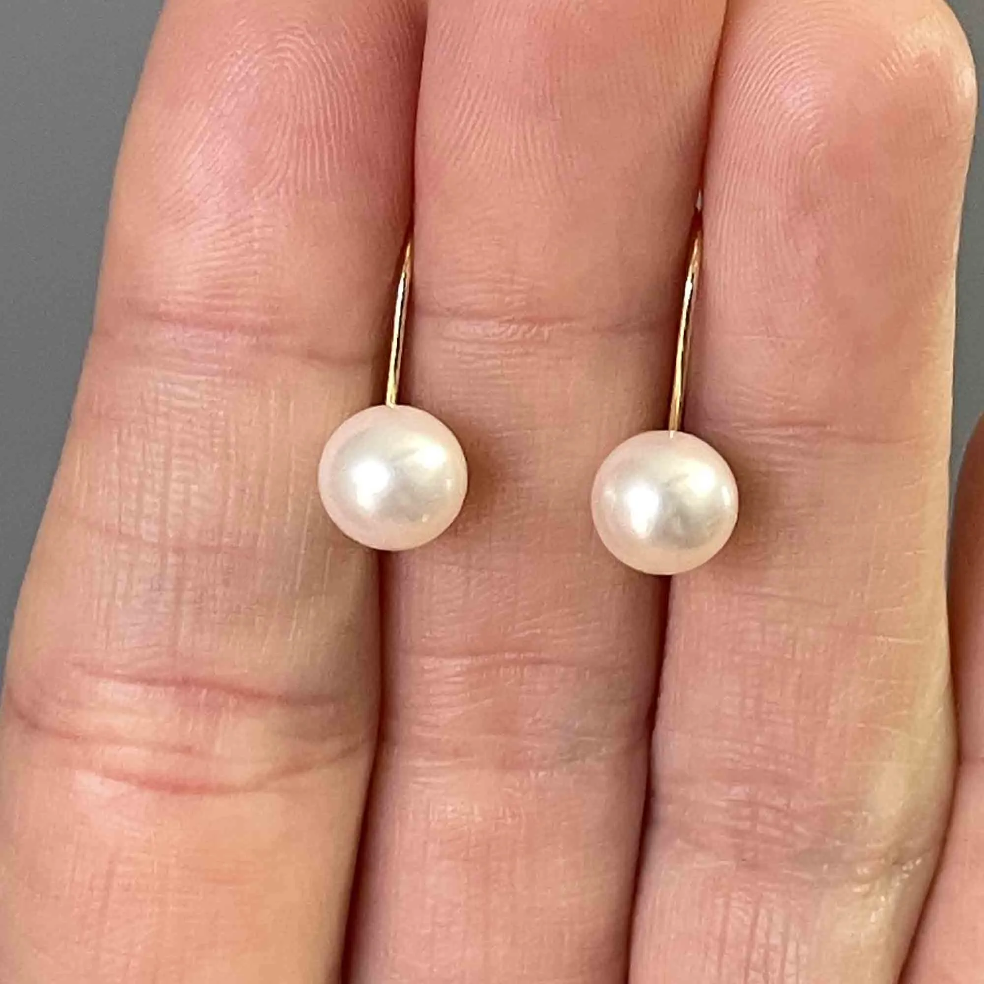 Classic 14K Gold Pearl Lever Back Drop Earrings