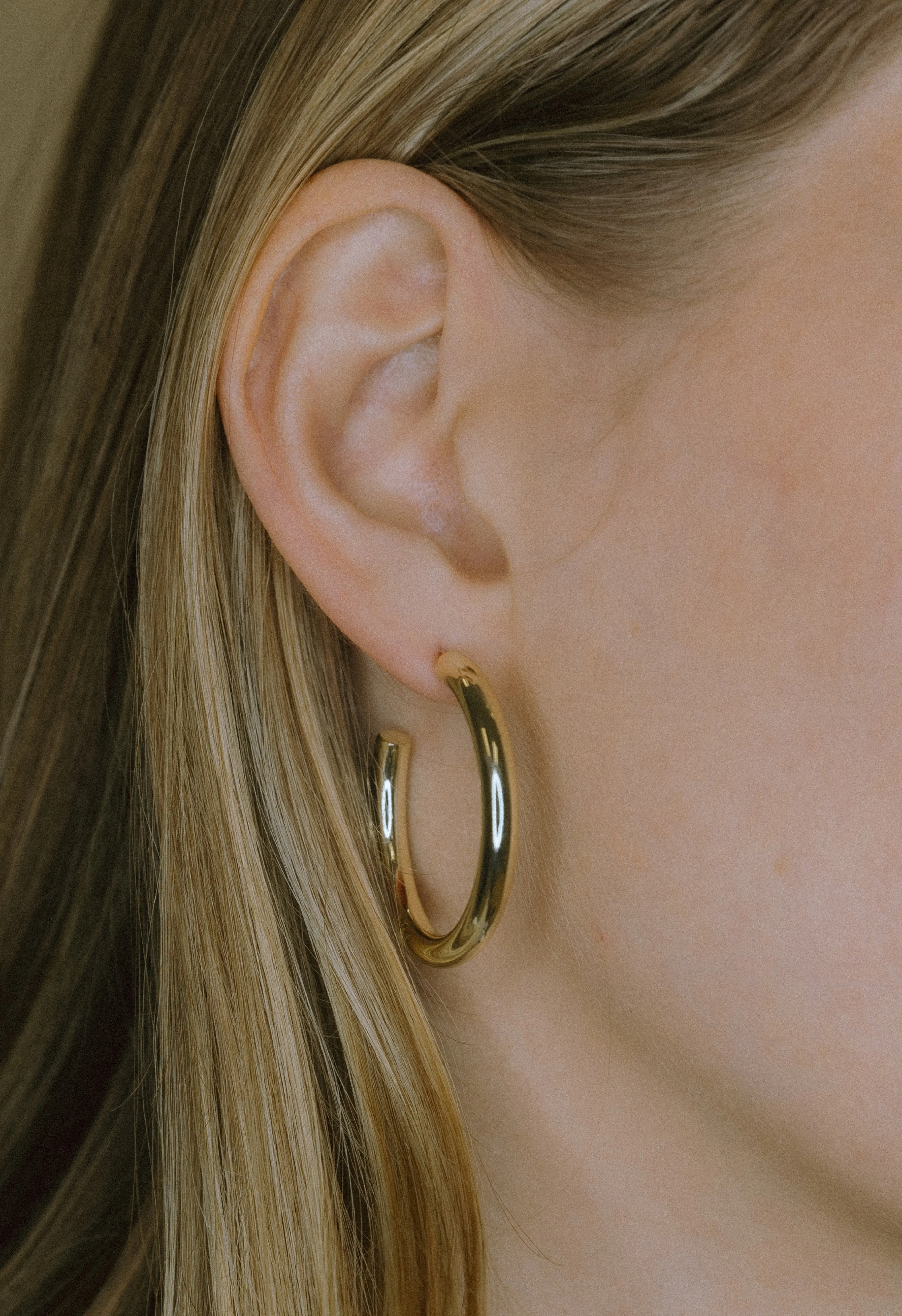 Classic Gold Hoop