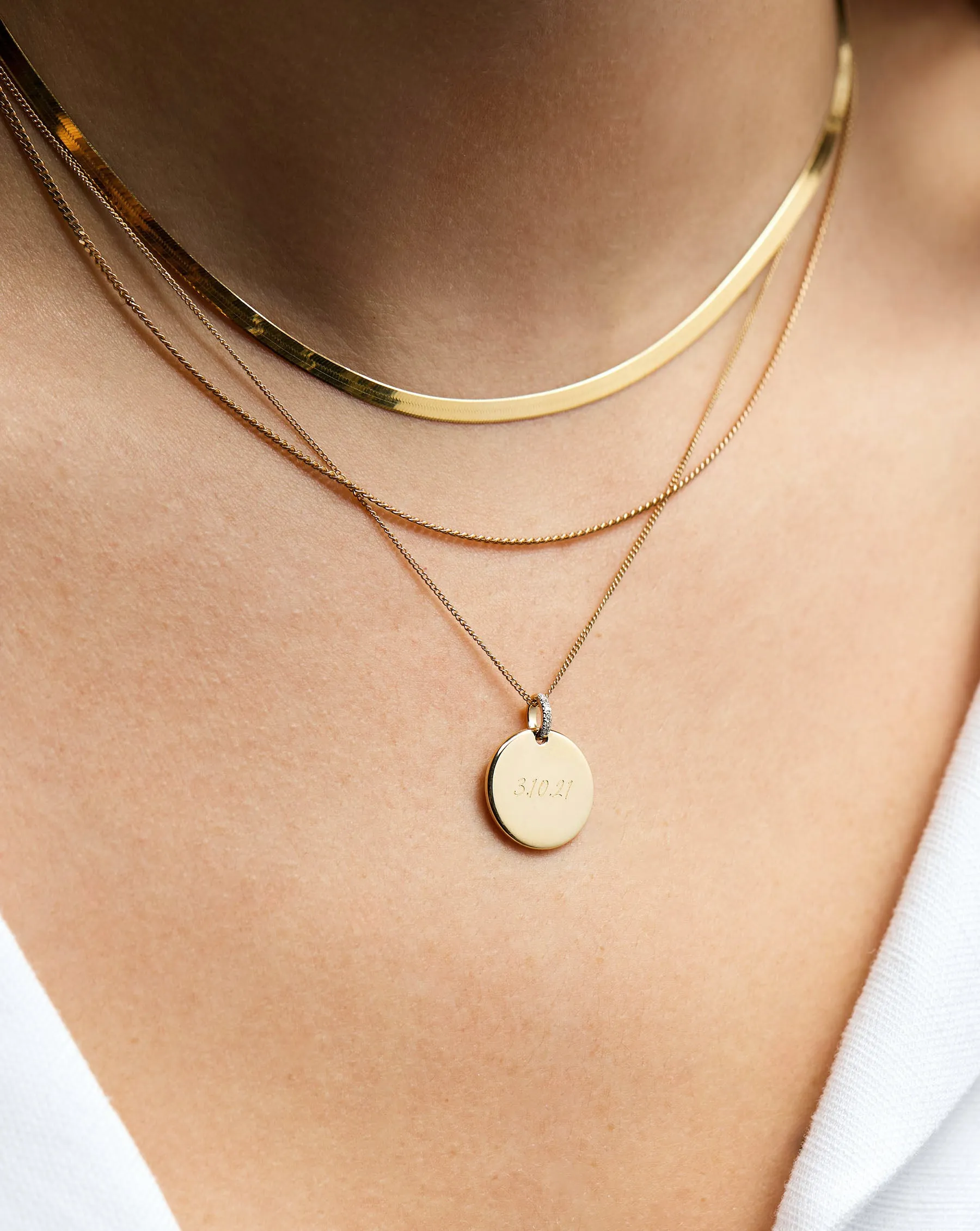 Engravable Round Pendant Necklace