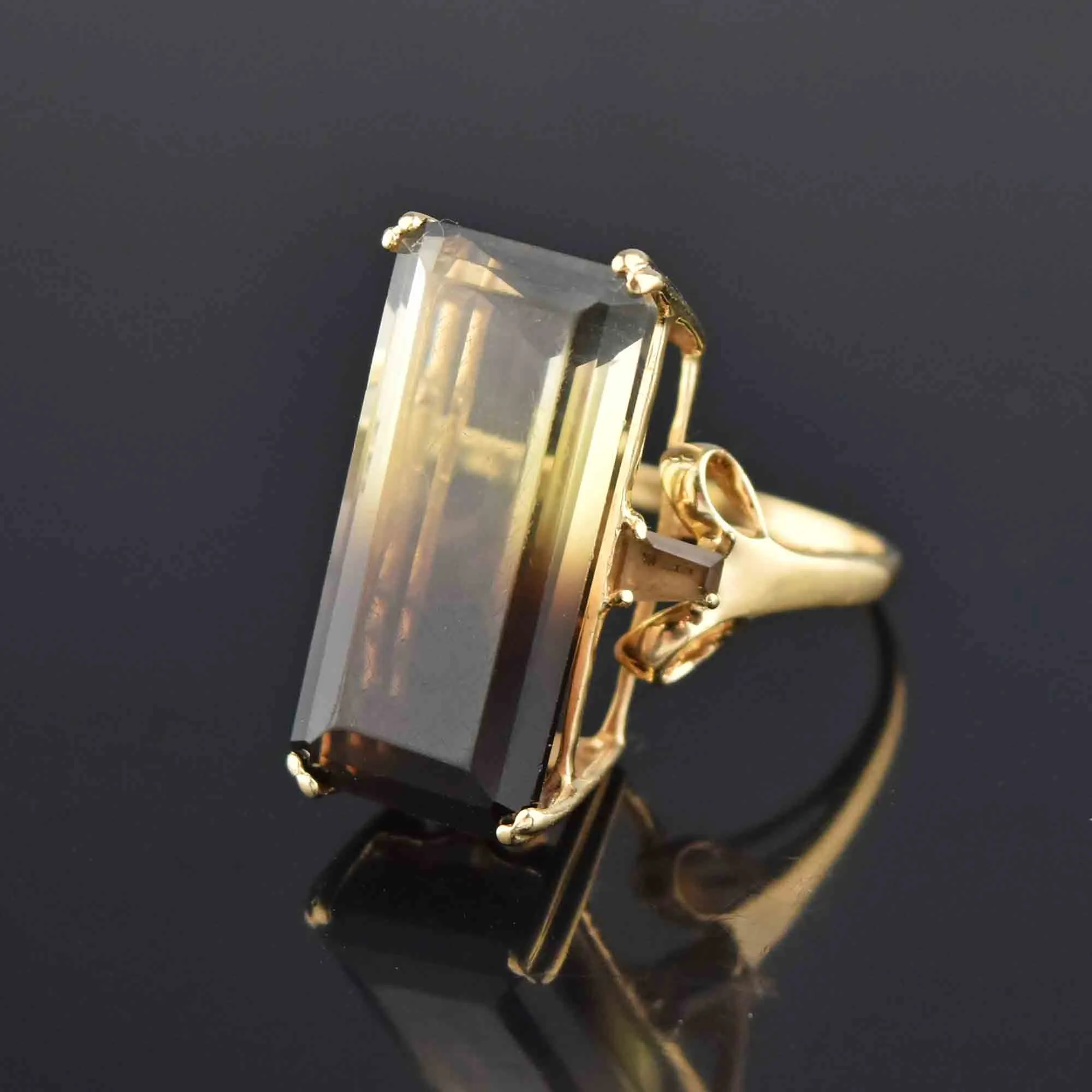 Huge 14K Gold 15 CTW Graduated Quartz Ring, Yellow to Brown