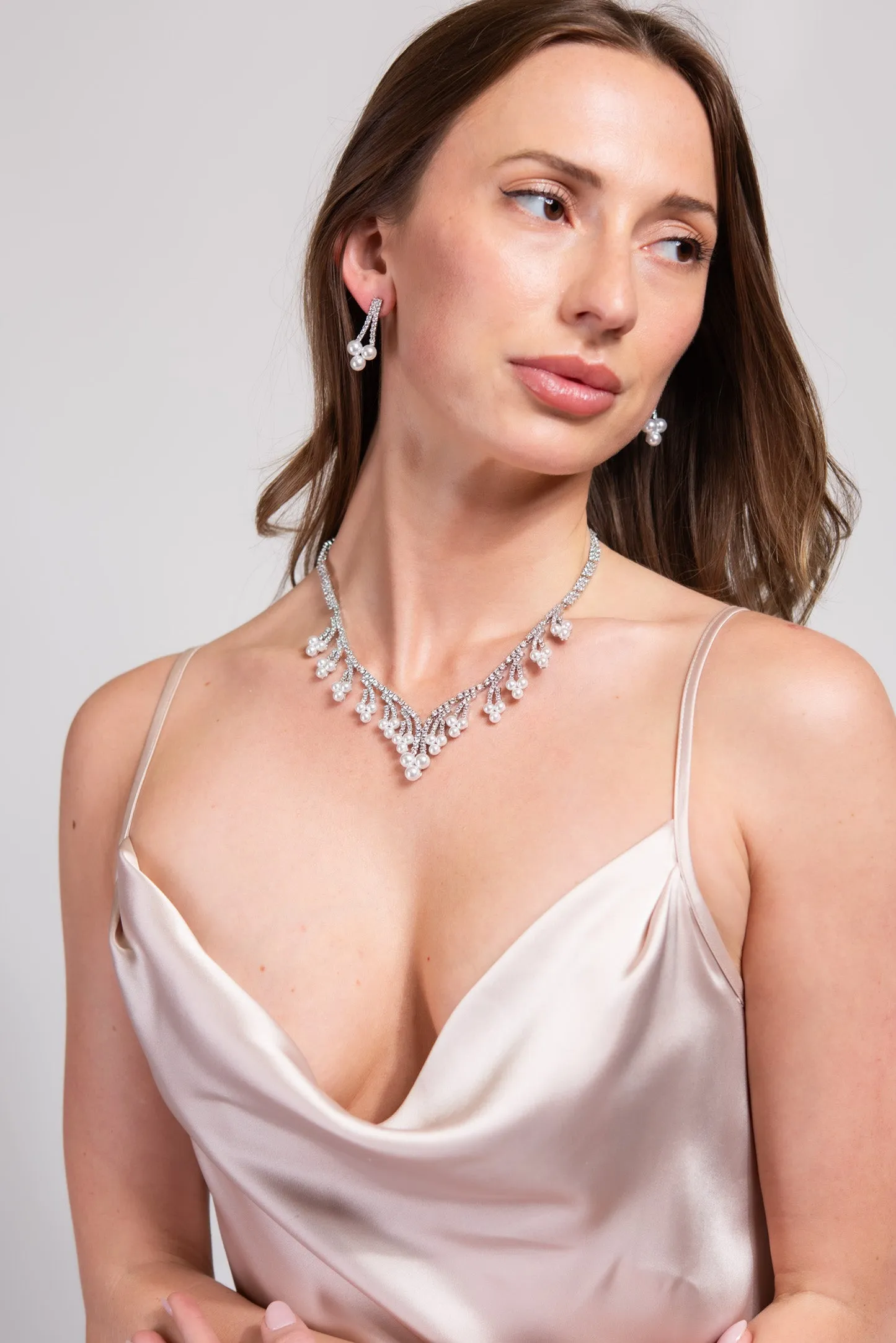 Megan Glam Cubic Z Necklace Set - Silver