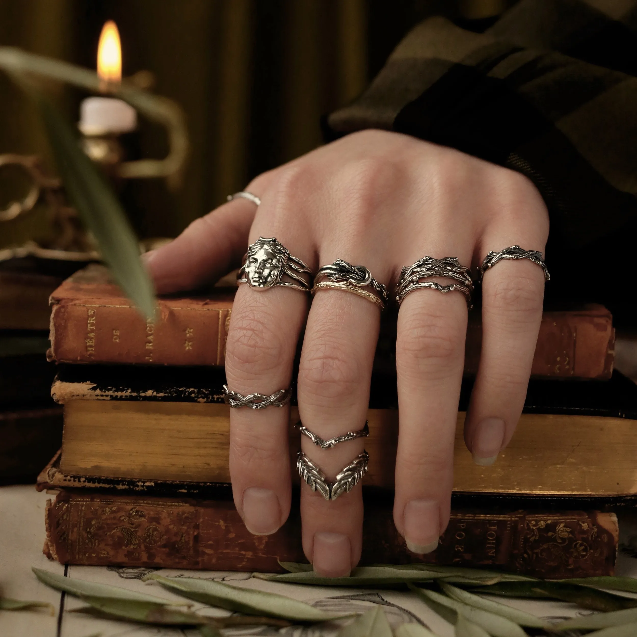 Silvestre Single Wishbone Gothic Thorn Branch Ring