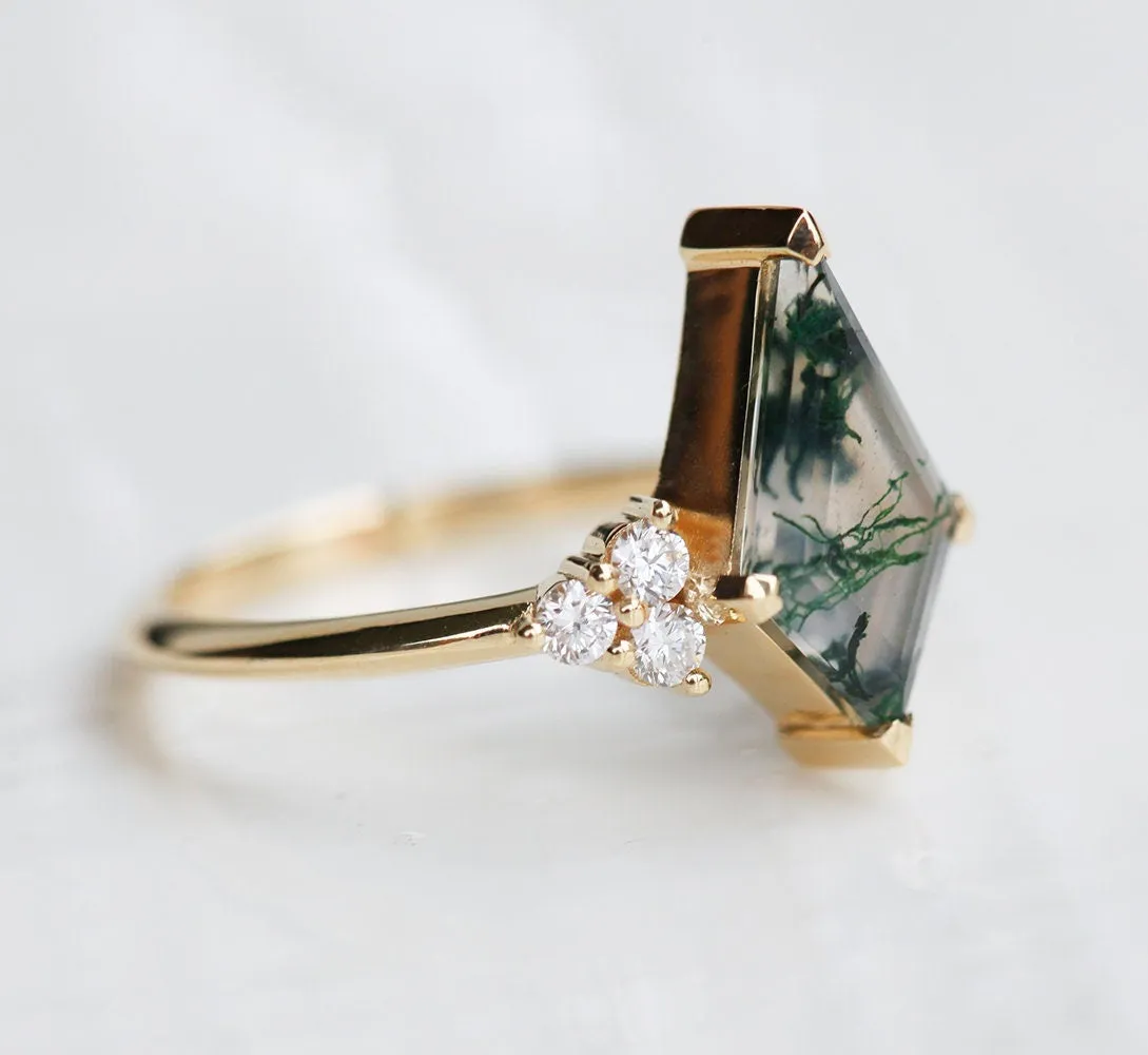 Valentia Kite Moss Agate Ring Set