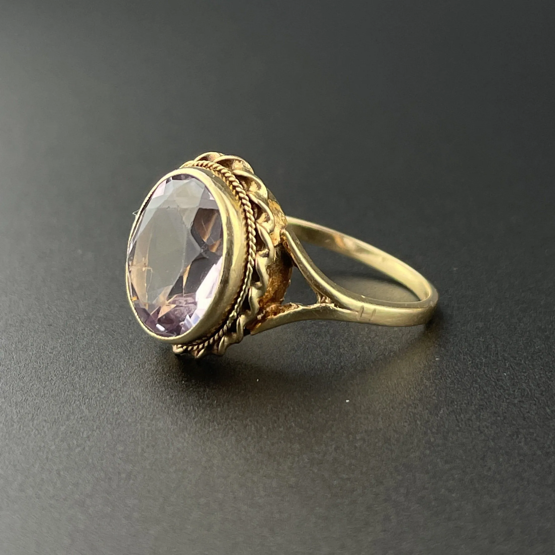 Vintage 10K Gold 5 CTW Amethyst Ring