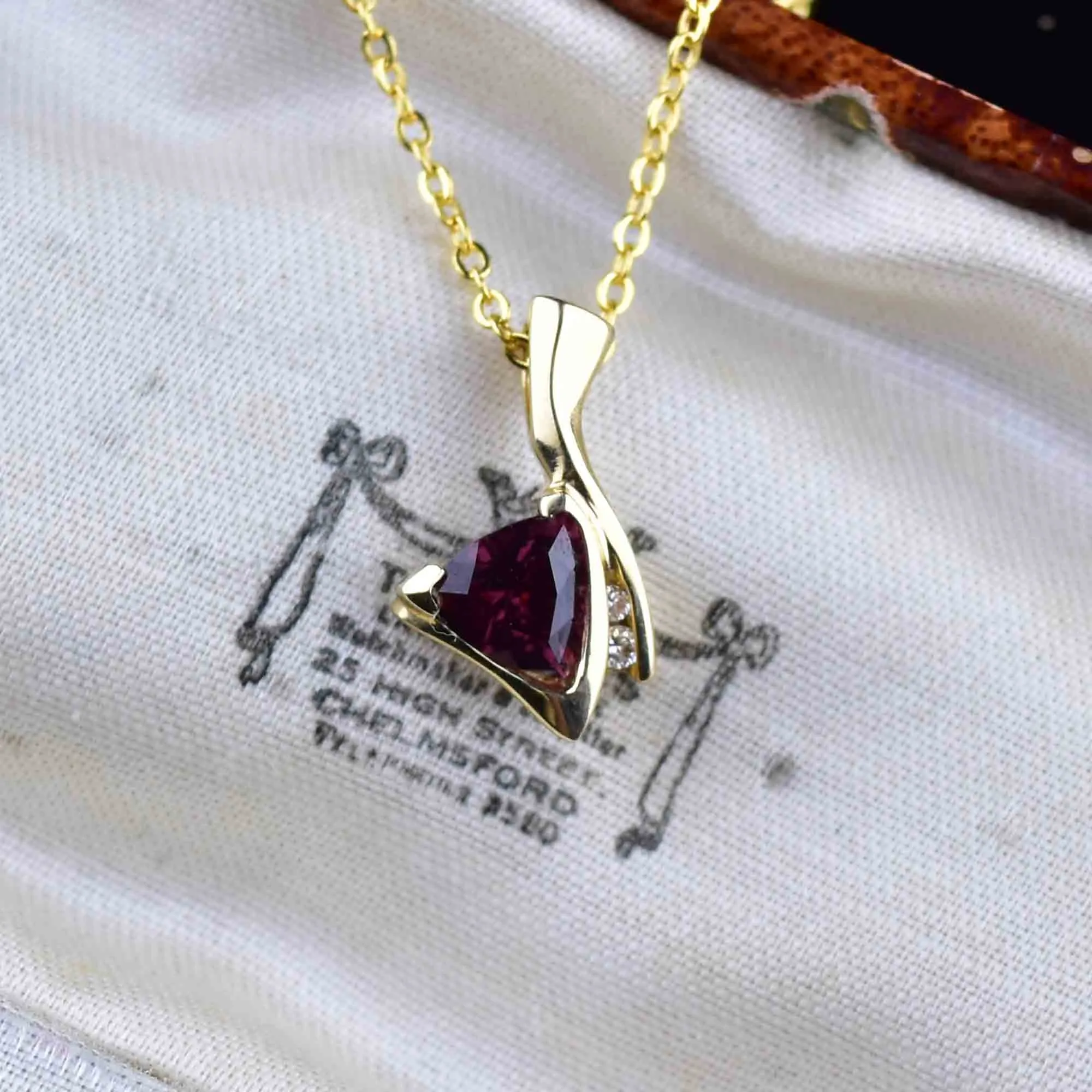 Vintage 14K Gold Diamond Tourmaline Pendant Necklace